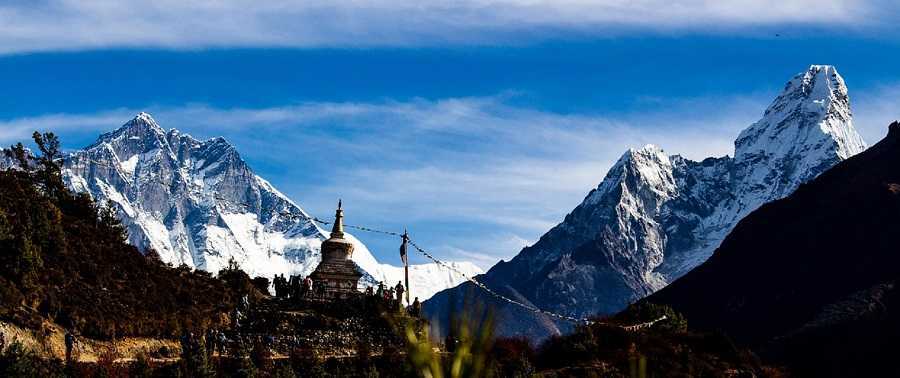 El misterio del Monte Everest / Misterios del universo
