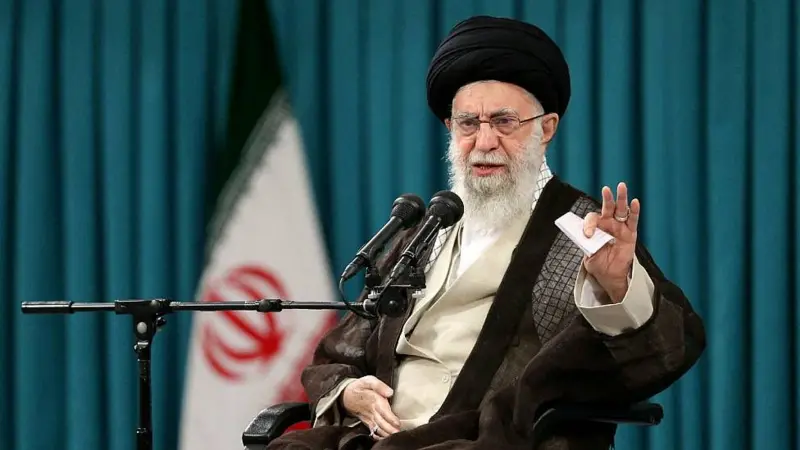 "Los iraníes no se rinden", afirmó en un mensaje televisivo el ayatolá Alí Jamenei.