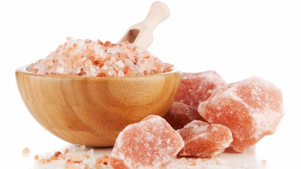 ¿La sal rosa es una estafa? Así se "fabrica" el oro de Himalaya