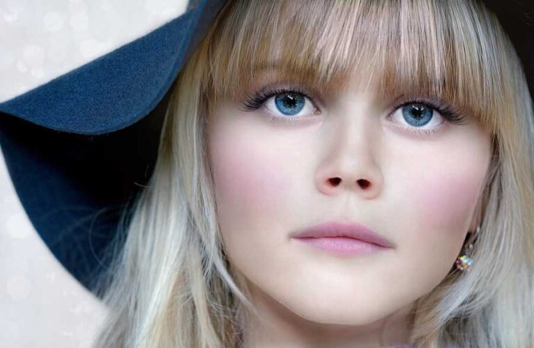 Los ojos azules tienen solo 10.000 años. Así empezó todo