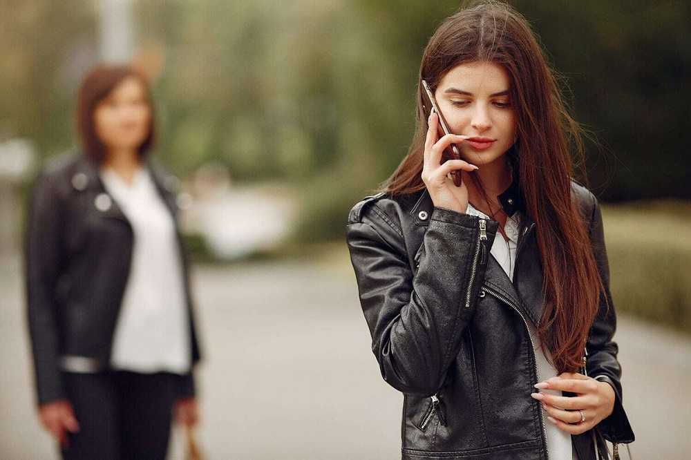 ¿Podemos sentir las miradas?