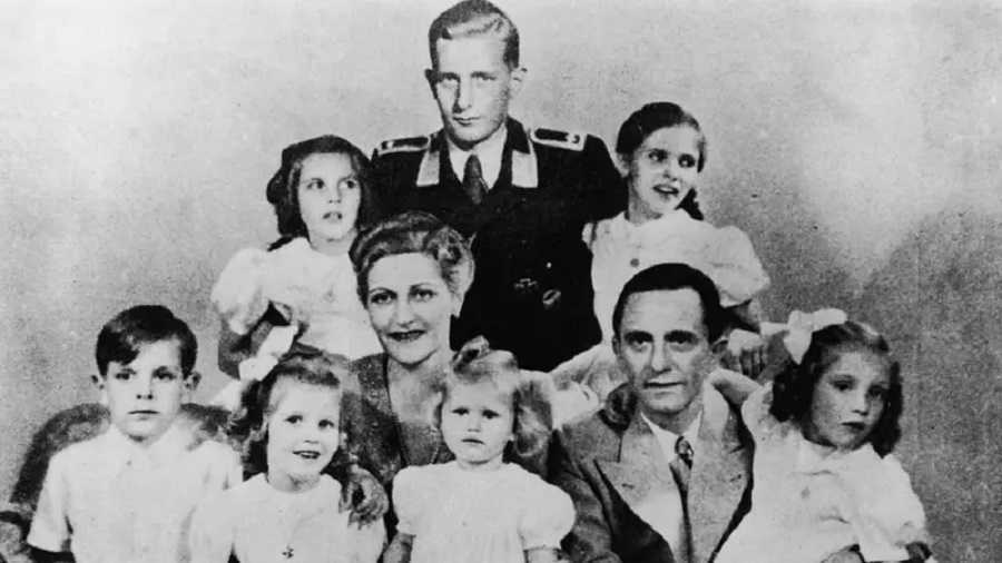 La familia de los nazis