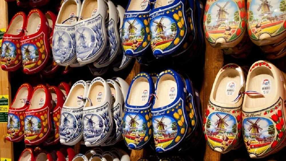 Los zuecos de madera: ochocientos años de tradición neerlandesa
