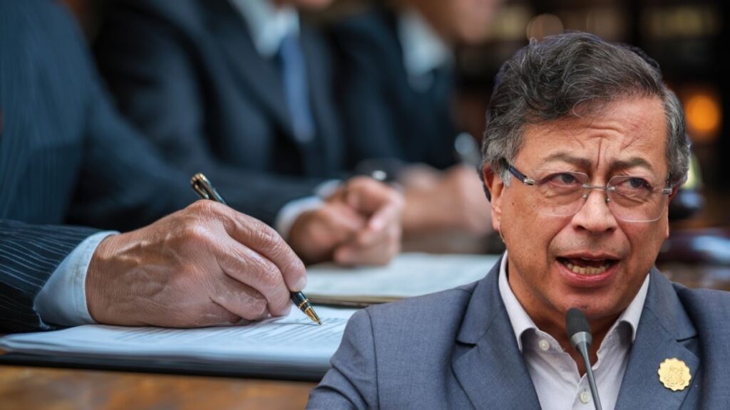 Gustavo Petro a la Lista Clinton