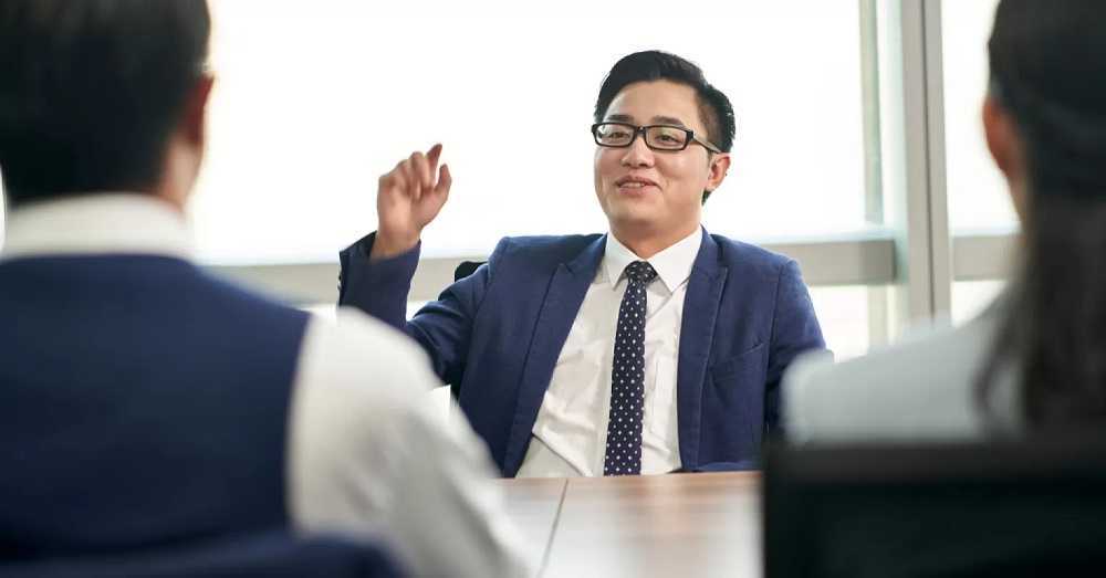 Gente presumida: ¿Por qué no deberías confiar en ellas?