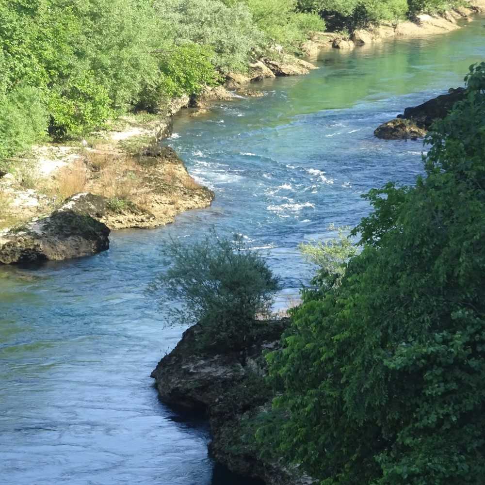 El Neretva en Bosnia: un río salvaje al borde del colapso