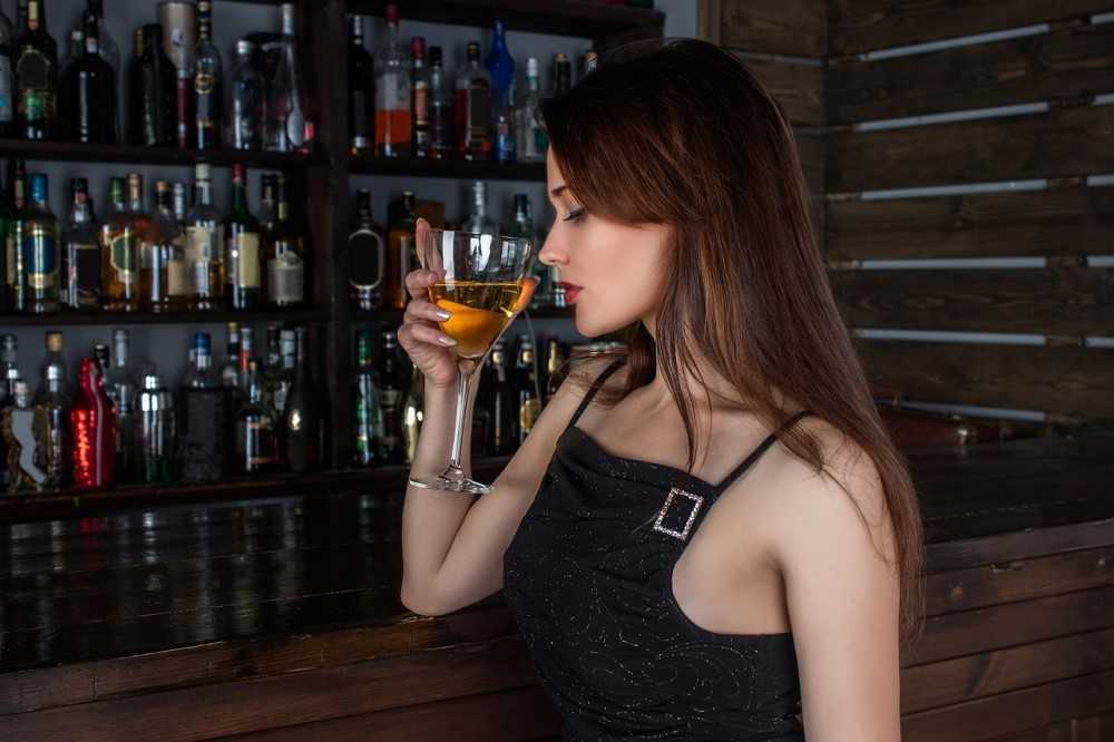 Cómo el alcohol cambia tu cuerpo y tu cerebro, según la ciencia