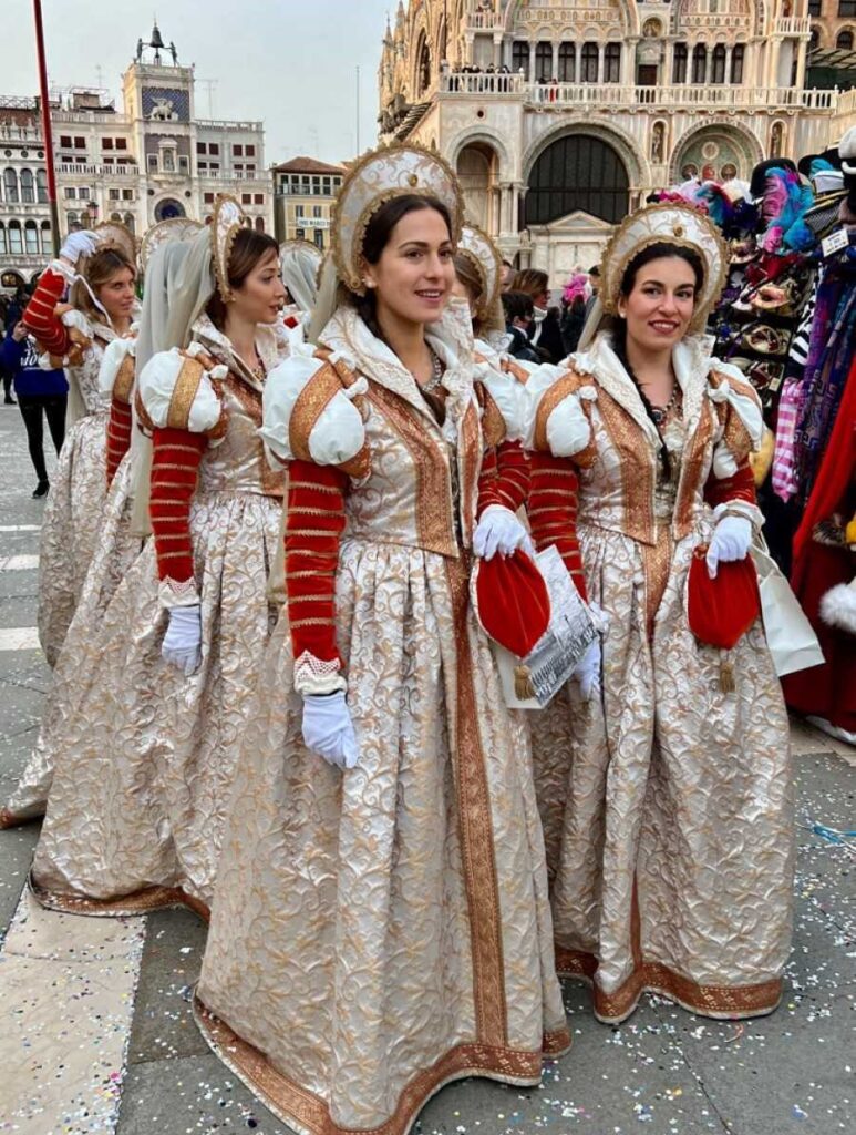 La “Fiesta de las Marías”