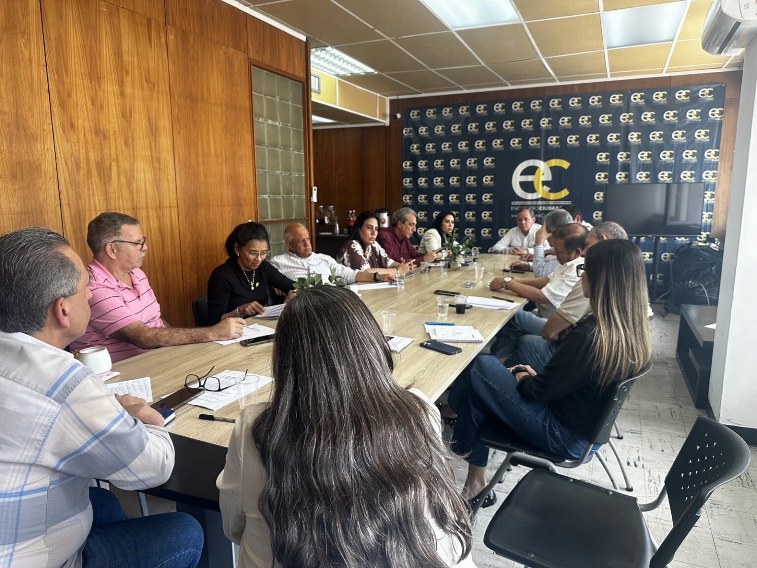 Plataforma Unitaria llama a un gran encuentro de fuerzas políticas ...