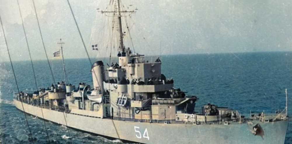 El barco que viajó en el tiempo y el espacio