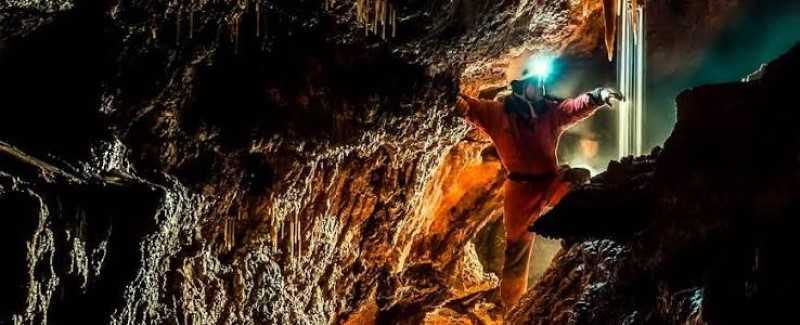 Cuevas y claustrofobia