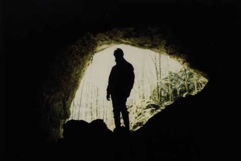 Cuevas y claustrofobia