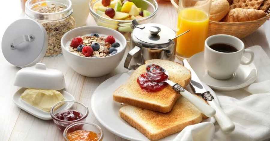 ¿Cómo debería ser tu primera comida del día?