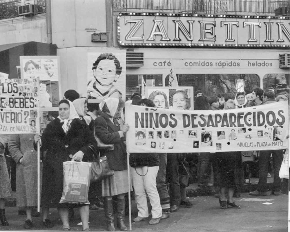 La búsqueda de los bebés desaparecidos