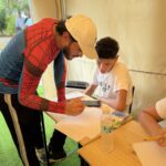 Clases en aula transitoria Fundación Movistar Los Corales