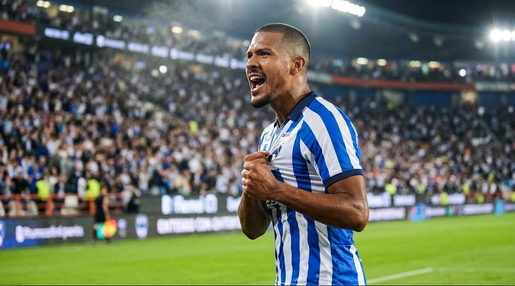 Salomón Rondón deslumbra en el fútbol mexicano